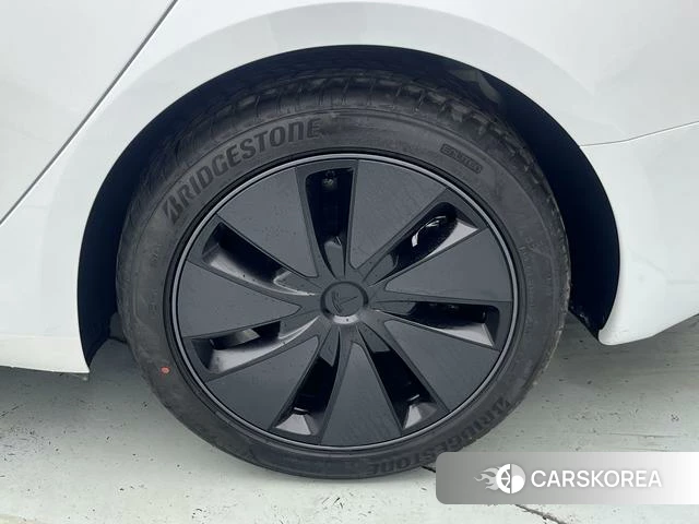 Tesla Model 3 2026 Белый из Китая, фото 6