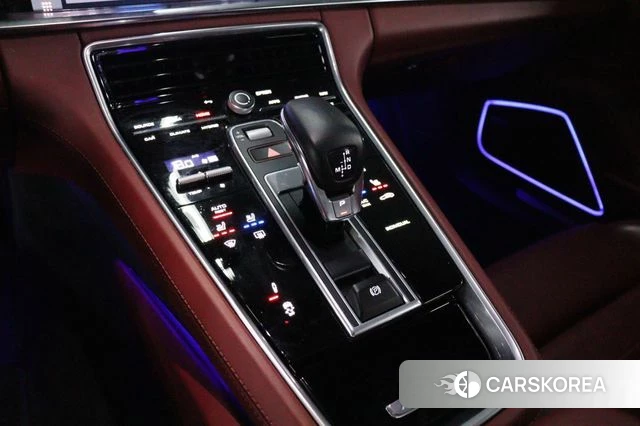 Porsche Panamera (971) 2021 Белый из Кореи, фото 6
