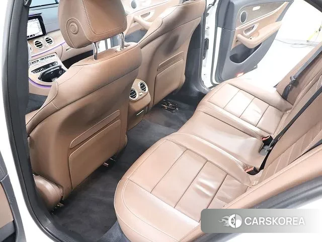 Mercedes-Benz E-Class W213 2020 Белый из Кореи, фото 6