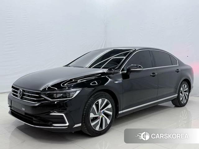 Volkswagen Magotan PHEV 2024 Черный из Китая, фото 6