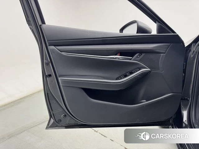 Mazda 3 Angkesaila 2023 Темно-серый из Китая, фото 6