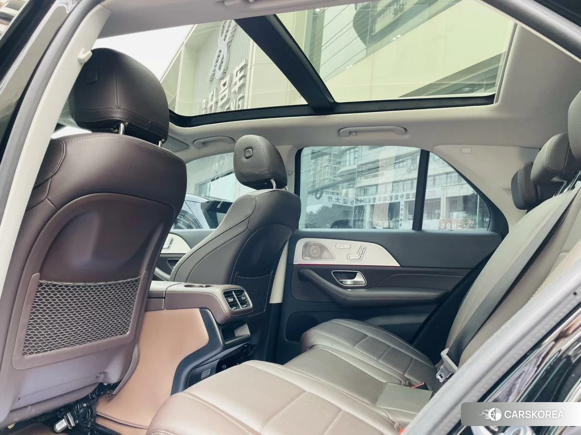 Mercedes-Benz GLE (import) 2022 Черный из Китая, фото 6