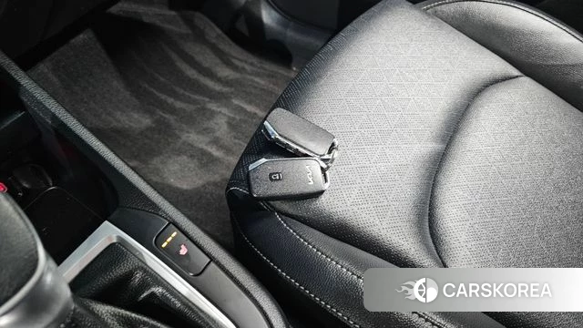 Kia The New K3 2nd generation 2023 Белый из Кореи, фото 6