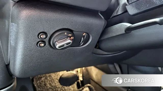 Mini Cooper D 2018 Серебристо-серый из Кореи, фото 6