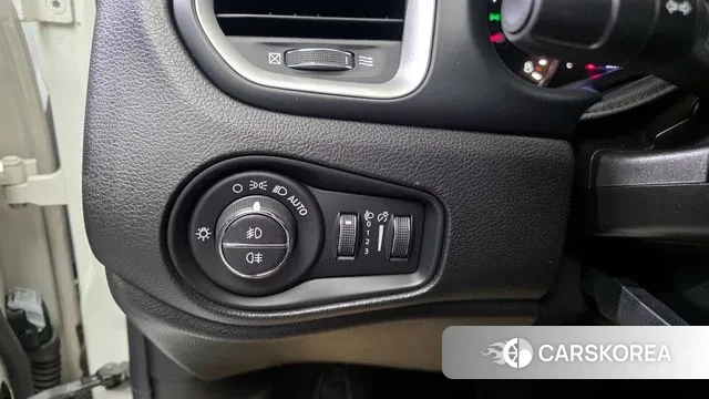 Jeep Renegade 2020 Белый из Кореи, фото 6