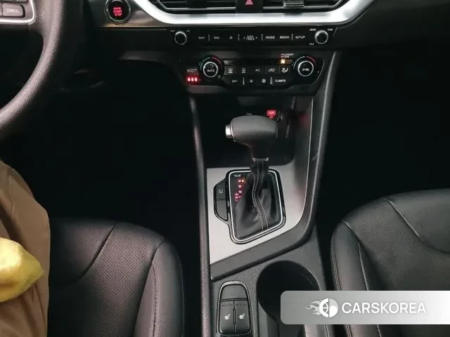Kia The New Niro 2021 Серебристо-серый из Кореи, фото 6
