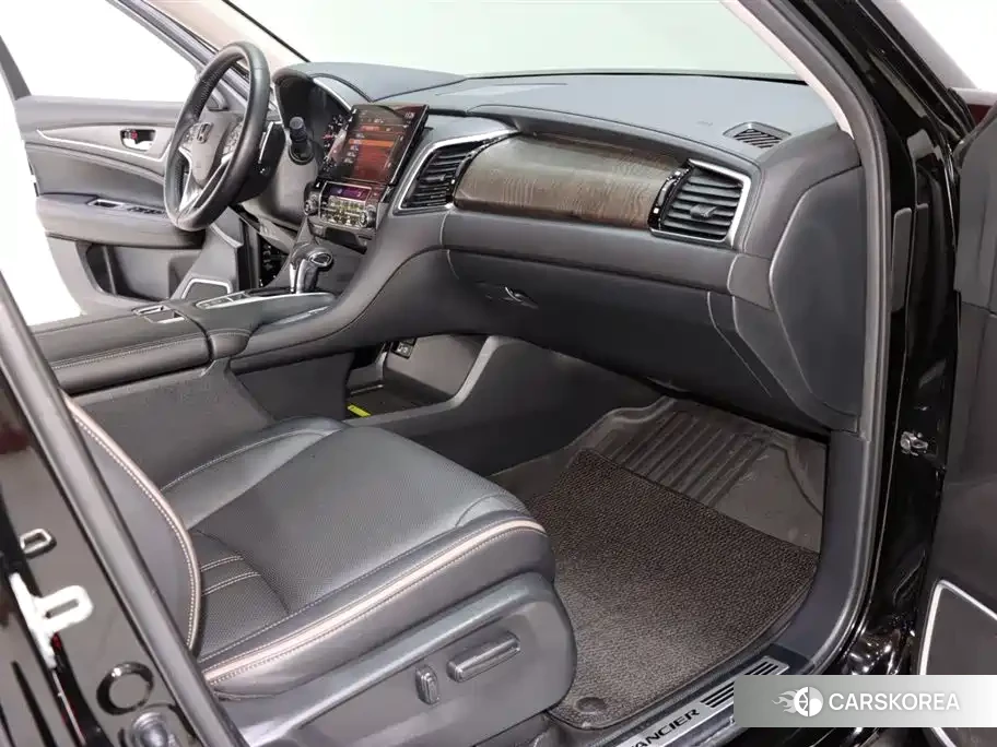 Honda Crown Road 2023 Черный из Китая, фото 6