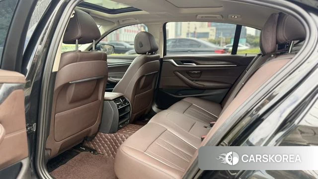 BMW 5 series PHEV 2021 Черный из Китая, фото 6