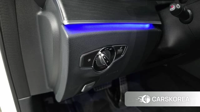 Mercedes-Benz E-Class W213 2023 Белый из Кореи, фото 6