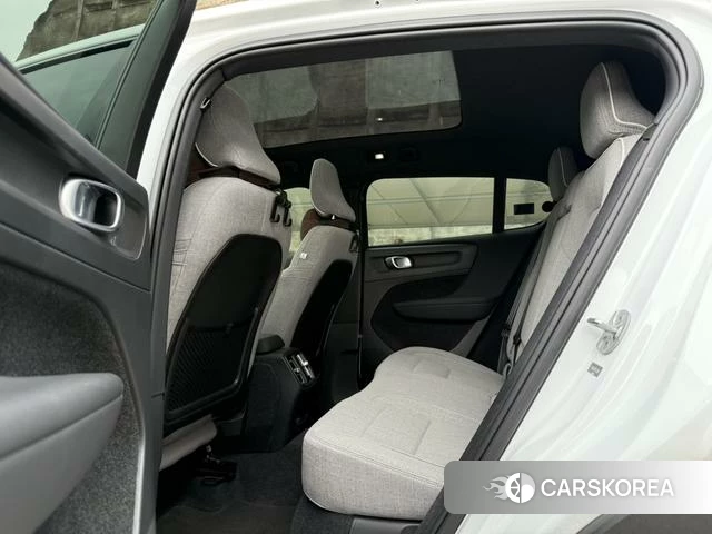 Volvo C40 EV 2023 Белый из Китая, фото 6