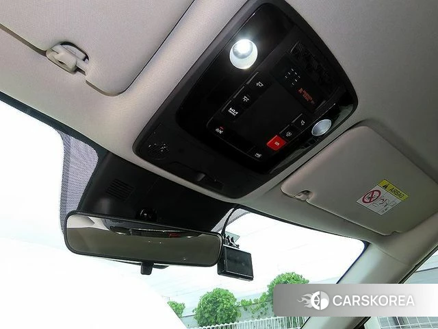Kia Carnival 4th generation 2023 Серебристо-серый из Кореи, фото 6