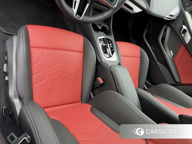 BMW 2 series 2025 Серебристо-серый из Китая, фото 6