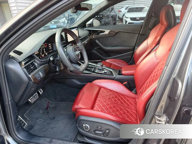Audi S4 2025 Темно-серый из Китая, фото 6