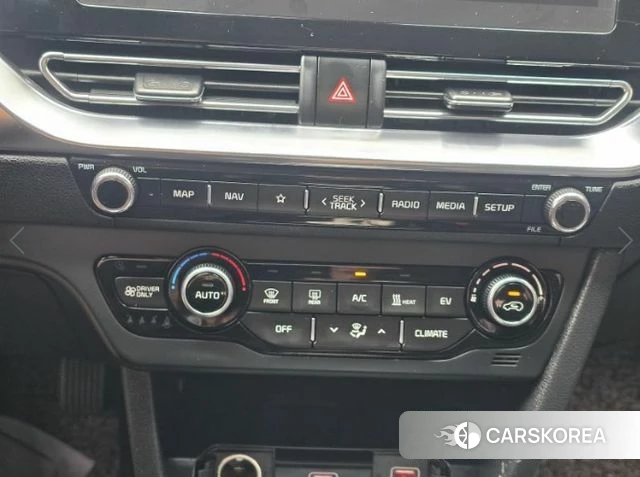 Kia Niro Plus 2022 Белый из Кореи, фото 6