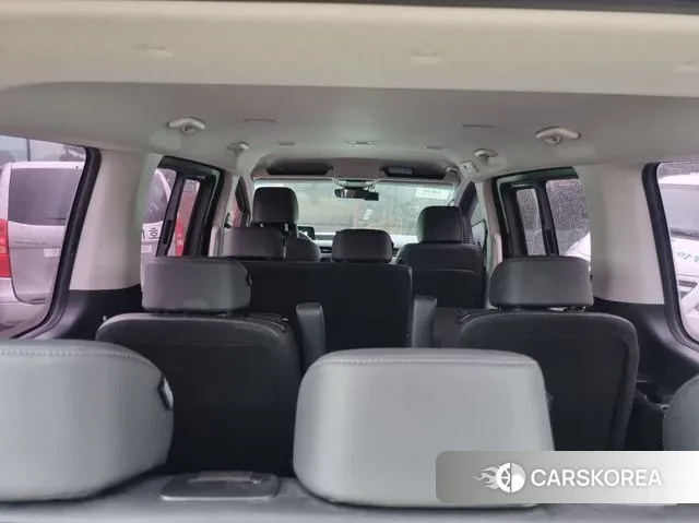 Hyundai Staria 2024 Черный из Кореи, фото 6