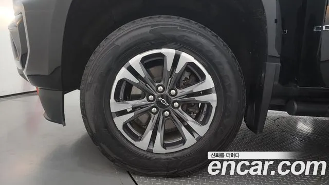 Chevrolet (GM Daewoo) Real New Colorado 2021 Черный из Кореи, фото 6