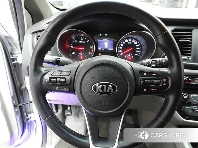 Kia The New Carnival 2019 Серебряный из Кореи, фото 6