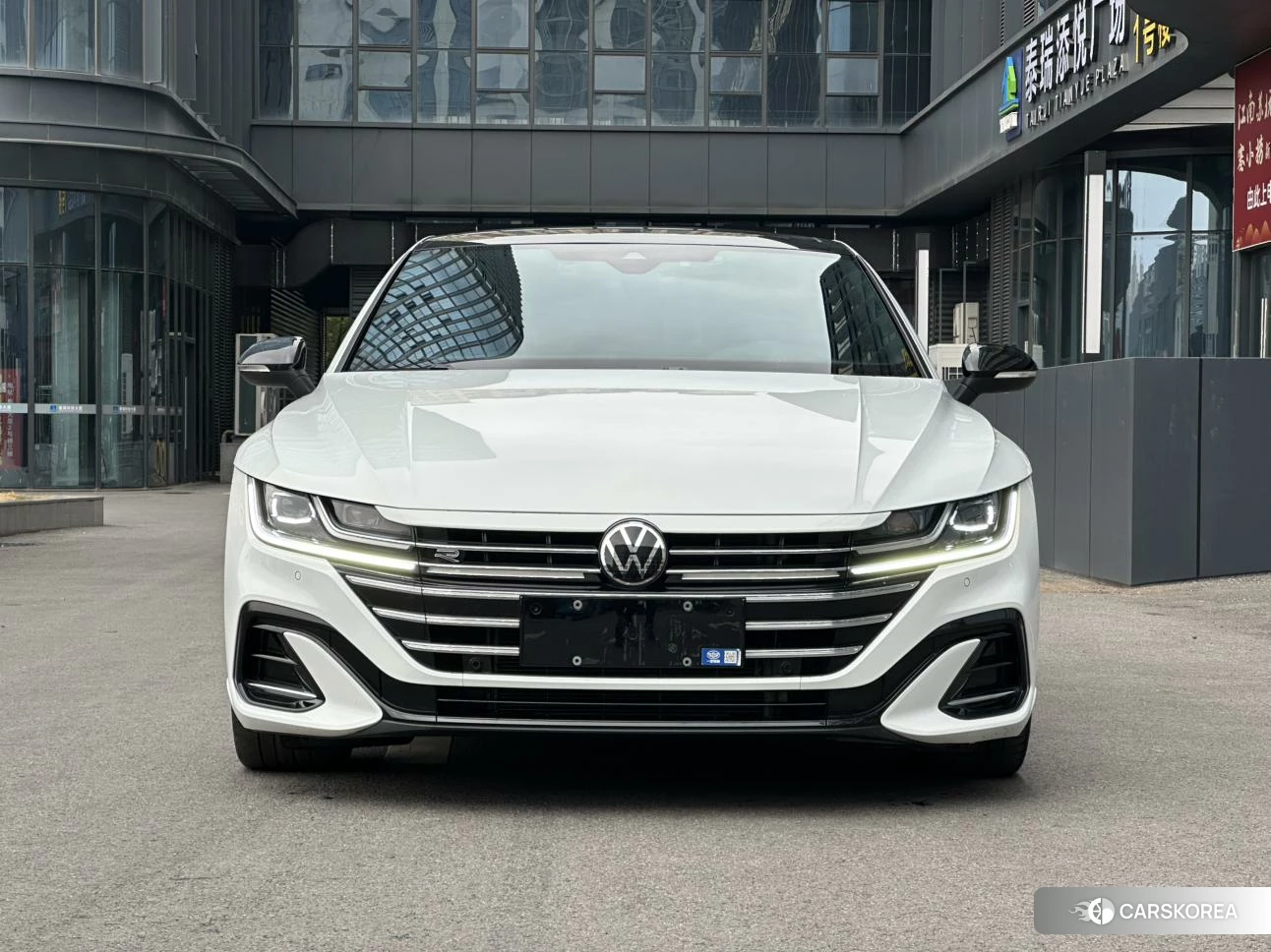 Volkswagen CC 2024 Белый из Китая, фото 6