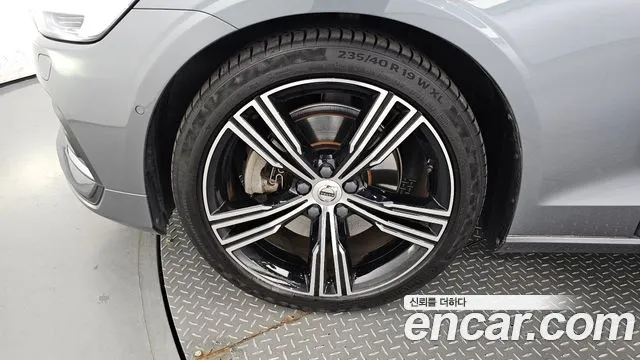 Volvo S60 3rd generation 2019 Серый из Кореи, фото 6