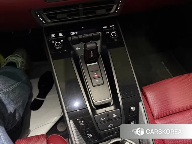 Porsche 911(992) 2021 Черный из Кореи, фото 6