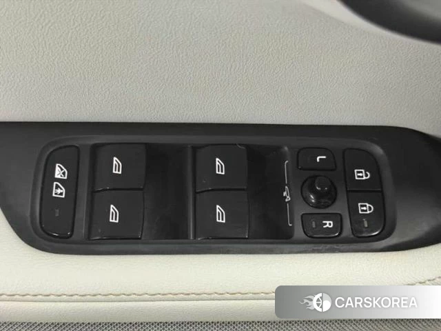 Polestar Polestar 2 2022 Золотой из Кореи, фото 6