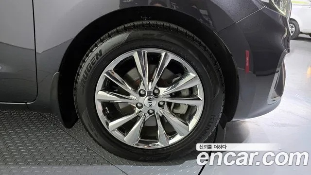 Kia The New Carnival id 2529596 из Кореи 6