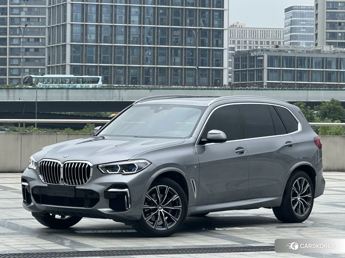 BMW X5 2022 Серебристо-серый из Китая, фото 6