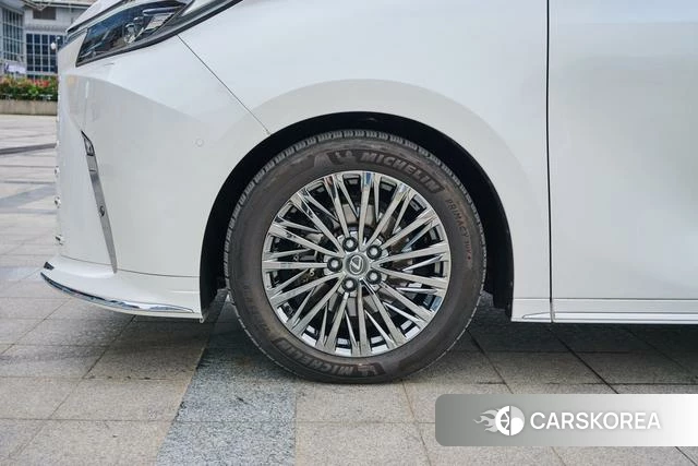 Lexus LM 2024 Белый из Китая, фото 6