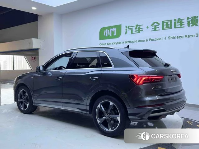 Audi Q3 2022 Темно-серый из Китая, фото 6