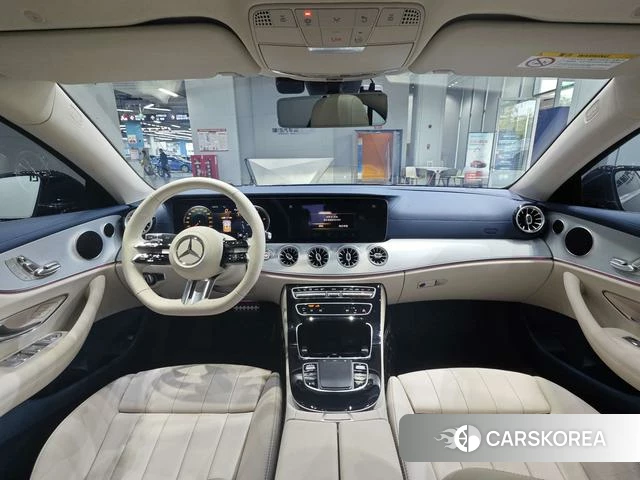 Mercedes-Benz E-class (imported) 2024 Зеленый из Китая, фото 6