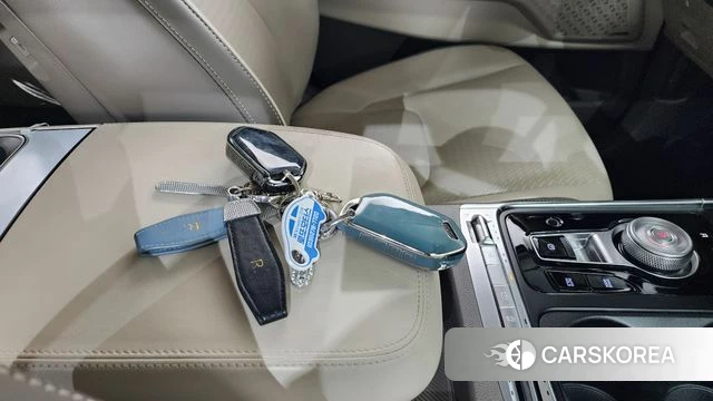 Kia The New Carnival 4th Generation 2024 Черный из Кореи, фото 6