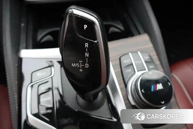 BMW 5 series 2022 Черный из Китая, фото 6
