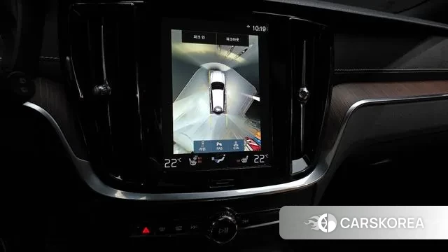 Volvo V60 Cross-Country 2nd Generation 2021 Серебристо-серый из Кореи, фото 6