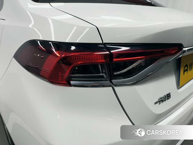 Toyota Corolla 2021 Белый из Китая, фото 6