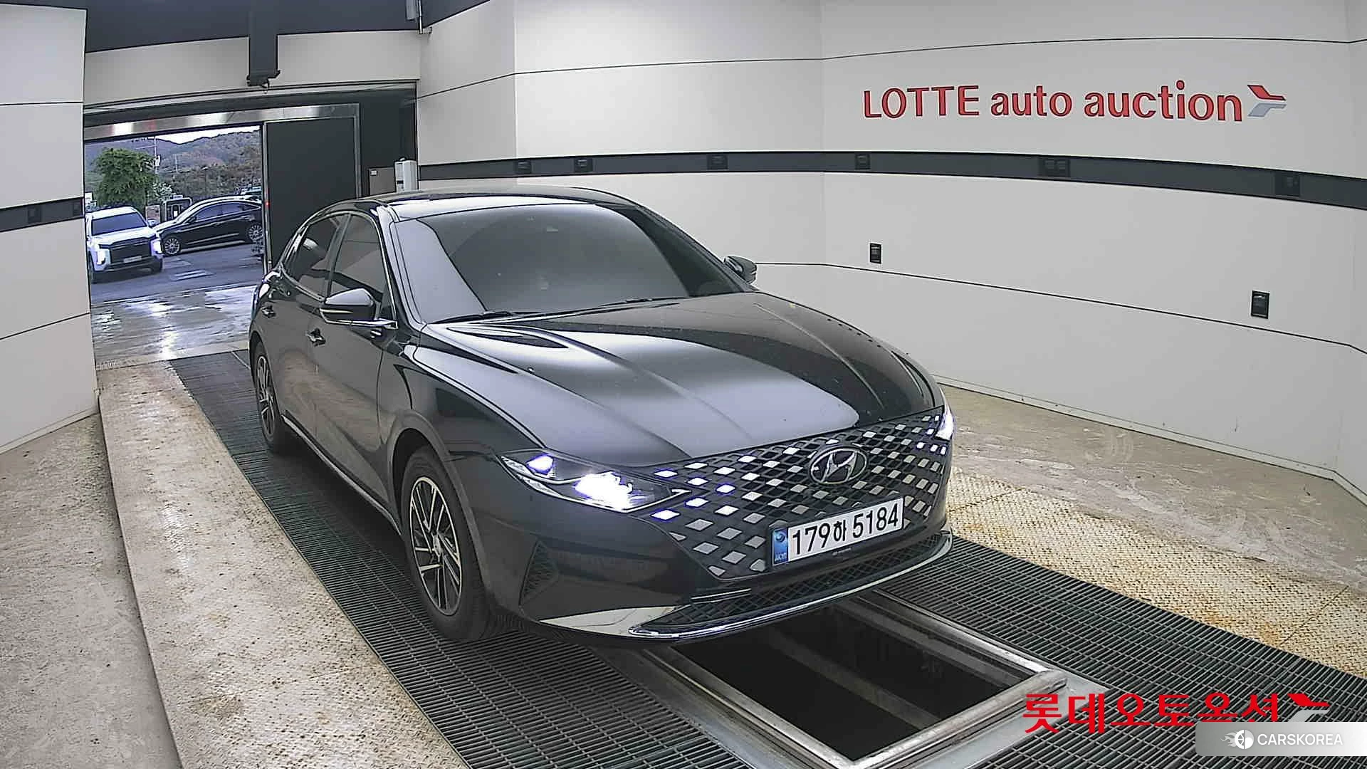 Hyundai Grandeur 2022 Midnight Black Pearl из Кореи, фото 6