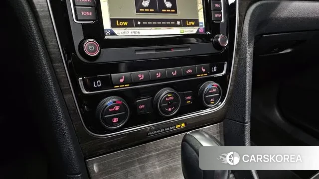 Volkswagen The New Passat 2018 Черный из Кореи, фото 6