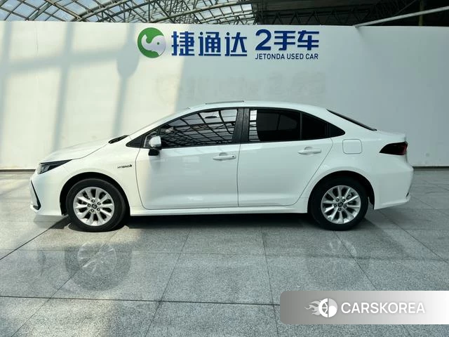 Toyota Corolla 2021 Белый из Китая, фото 6