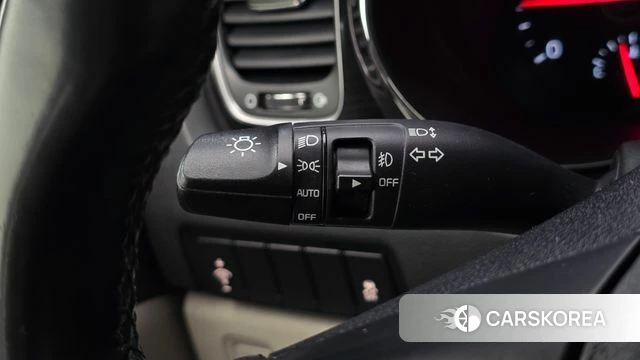 Kia The New Carnival 2018 Серебряный из Кореи, фото 6
