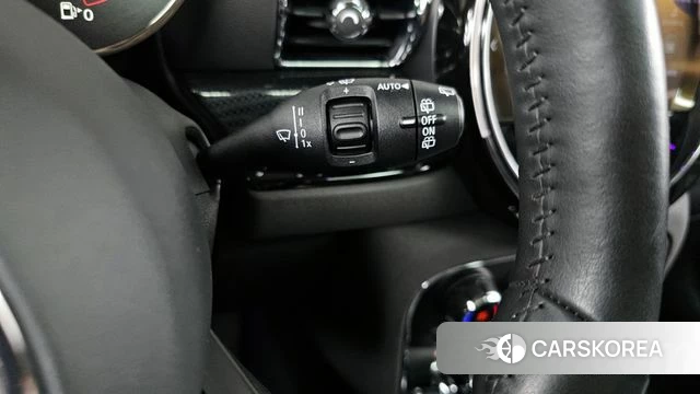 Mini Cooper Clubman 2023 Черный из Кореи, фото 6