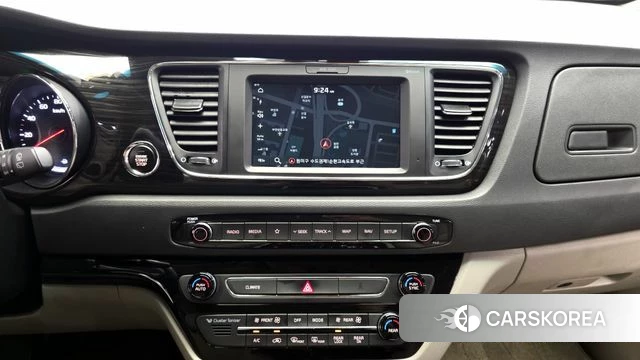 Kia The New Carnival 2020 Серебряный из Кореи, фото 6