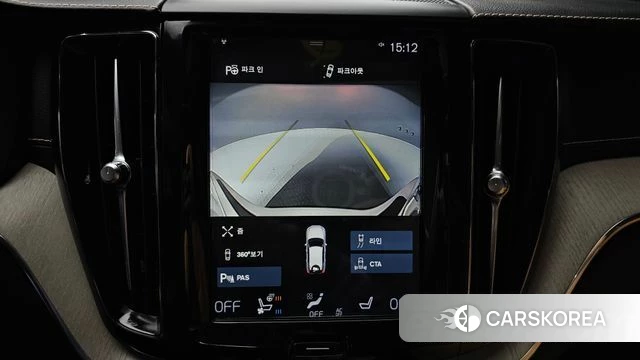 Volvo XC60 second Generation 2018 Белый из Кореи, фото 6