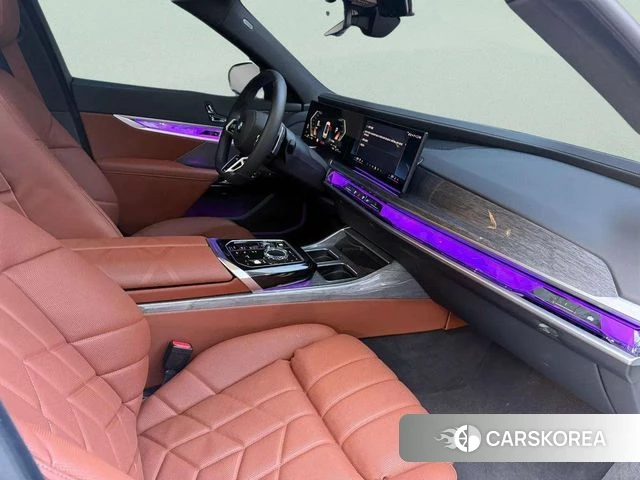 BMW 7 Series (G70) 2024 Белый из Кореи, фото 6