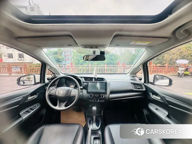 Honda Fit 2019 Белый из Китая, фото 6