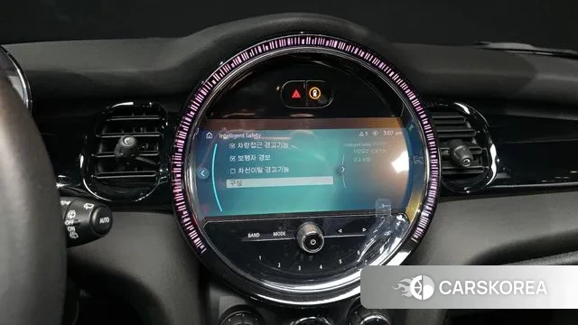 Mini Cooper 2022 Красный из Кореи, фото 6