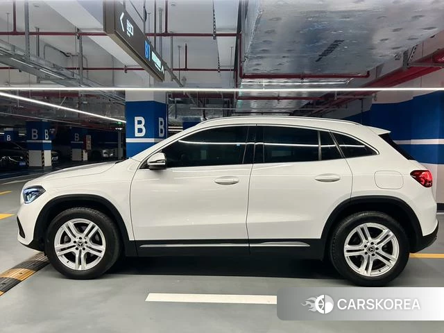 Mercedes-Benz GLA 2023 Белый из Китая, фото 6