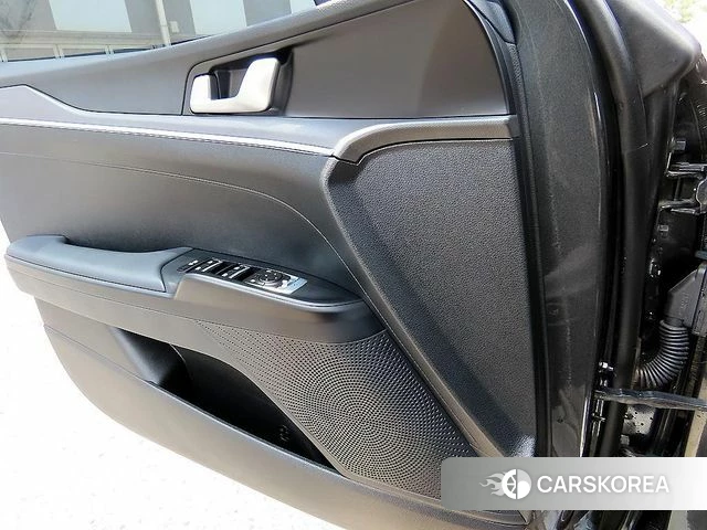 Kia K5 3rd generation 2023 Серый из Кореи, фото 6