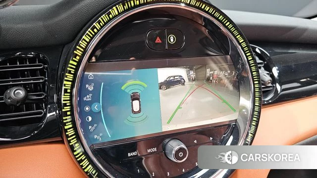 Mini Cooper S 2023 Жемчужный цвет из Кореи, фото 6