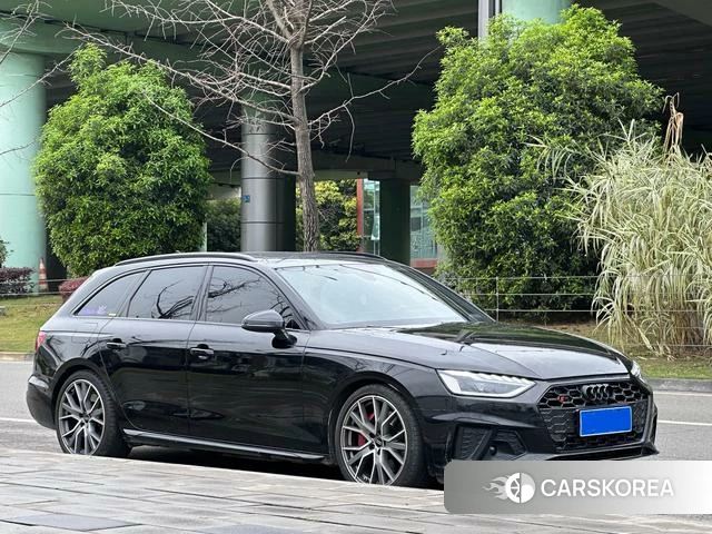 Audi S4 2024 Черный из Китая, фото 6