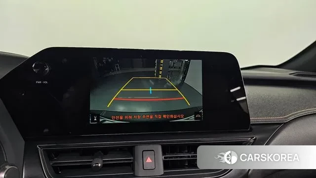 Lexus UX300h 2025 Серый из Кореи, фото 6