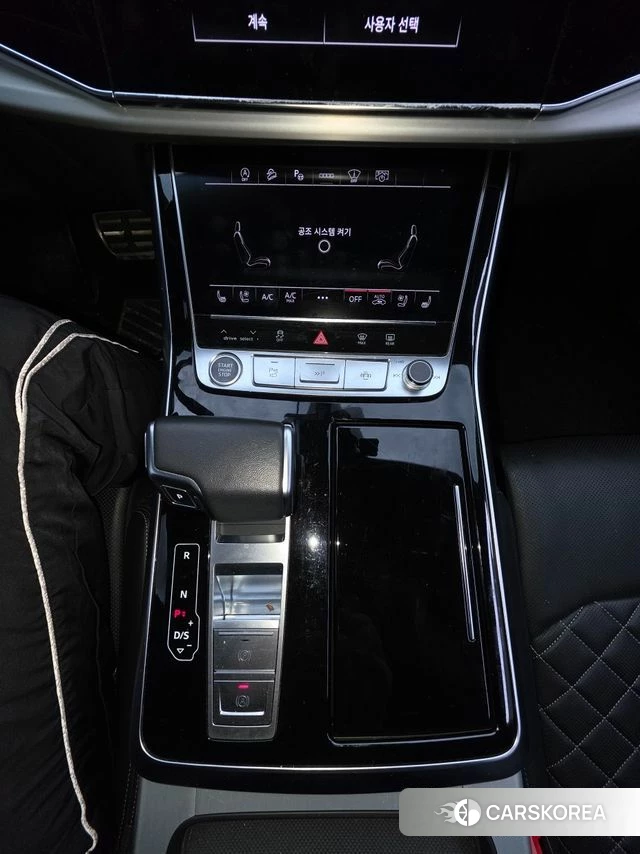 Audi Q8 (4M) 2023 Черный из Кореи, фото 6